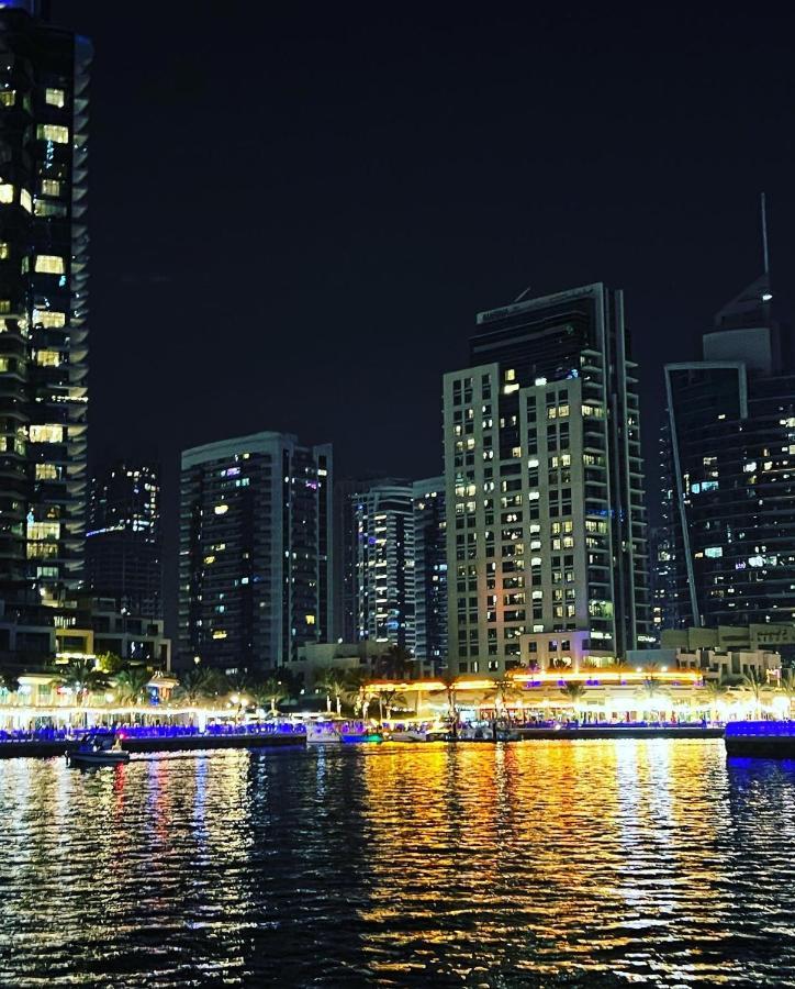 Lunar Hostel - Jbr دبي المظهر الخارجي الصورة