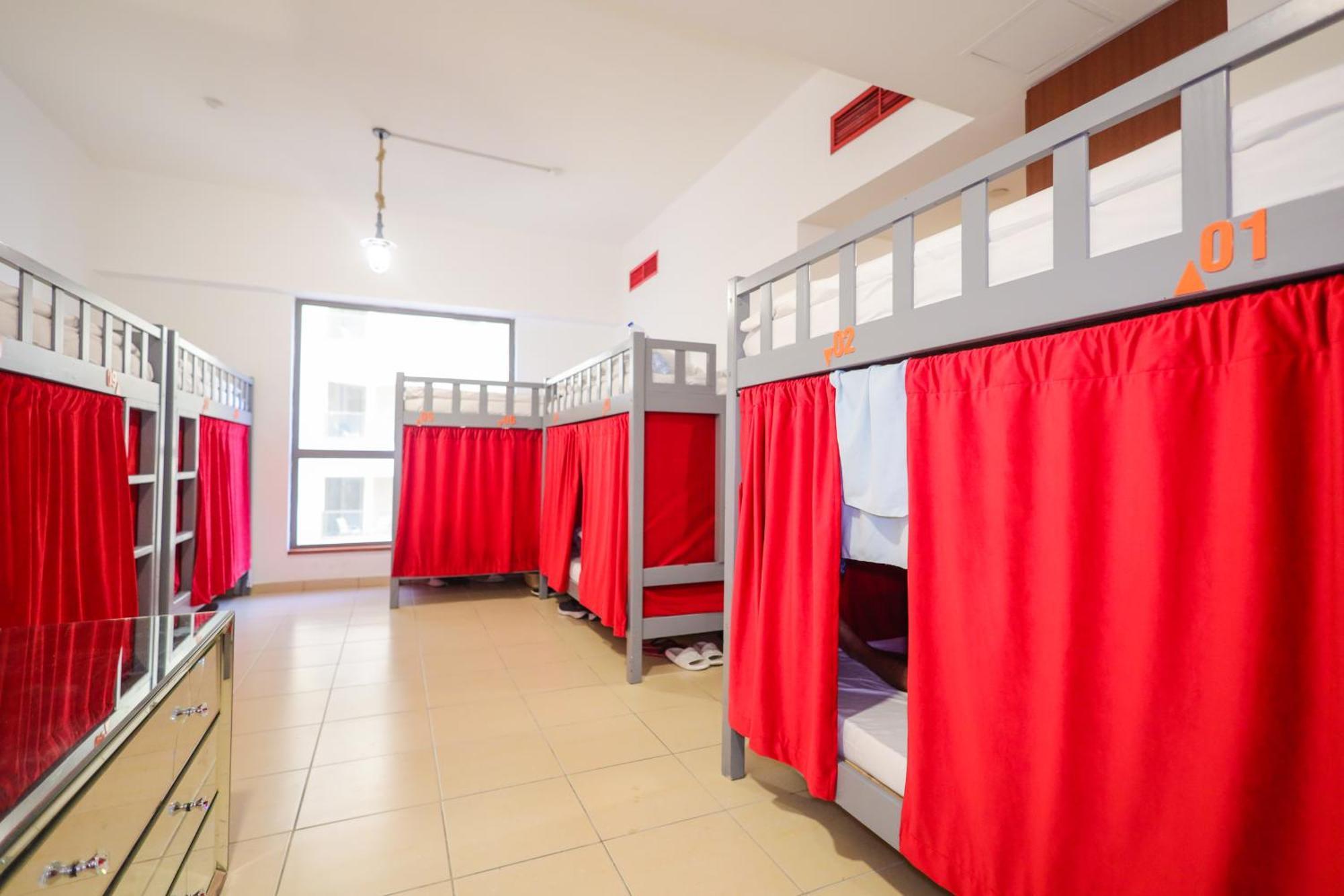 Lunar Hostel - Jbr دبي المظهر الخارجي الصورة