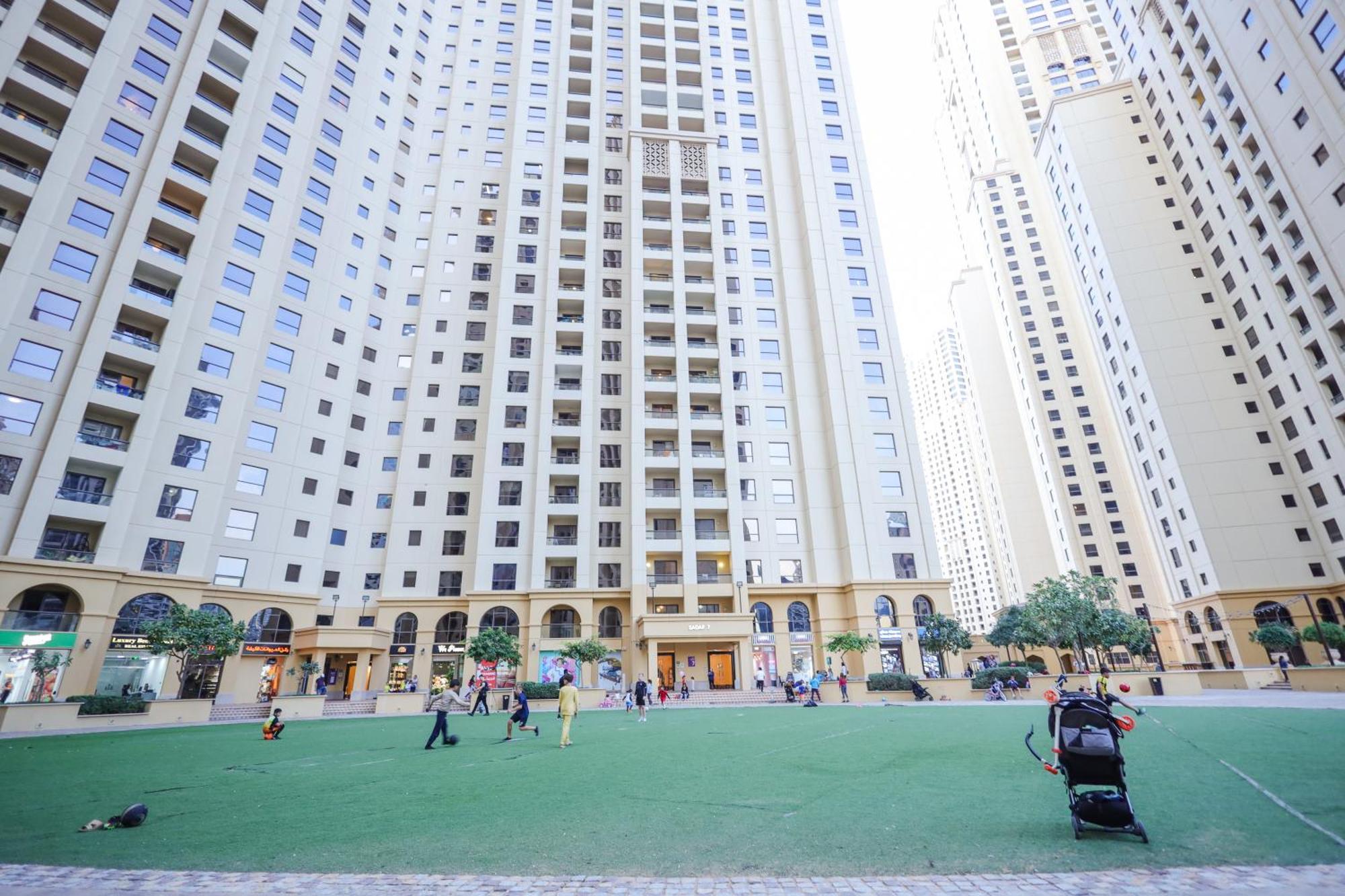 Lunar Hostel - Jbr دبي المظهر الخارجي الصورة